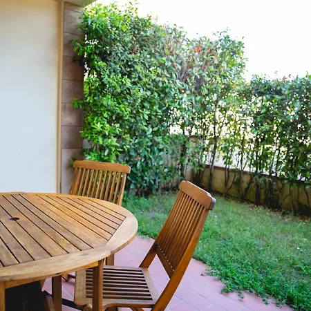Tranquil & Modern Outside Ztl *