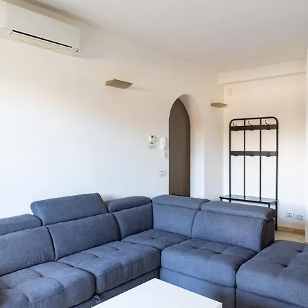 Apartment Tranquil & Modern Outside Ztl